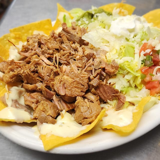 Nachos Carnitas.