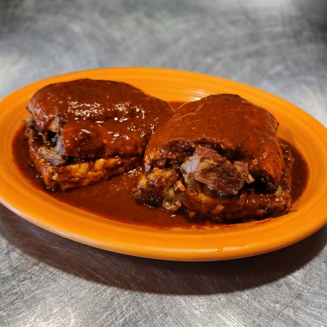 Torta Ahogada.